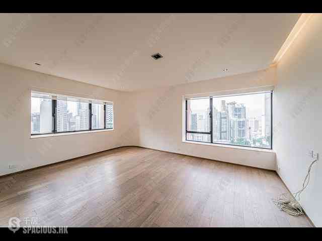 Pok Fu Lam - Albany Court 02