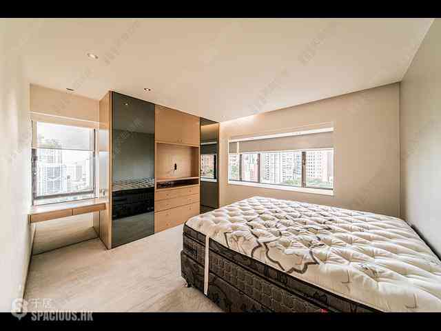 Pok Fu Lam - Albany Court 05