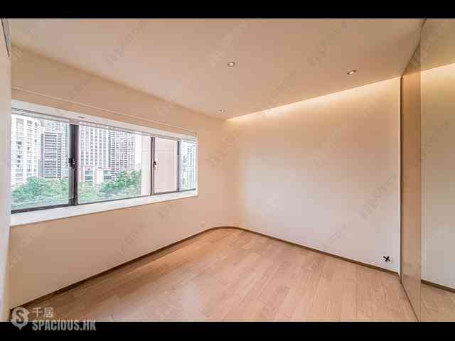 Pok Fu Lam - Albany Court 09
