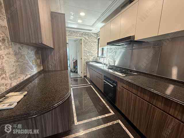 Mid Levels West - 1, Po Shan Road 11