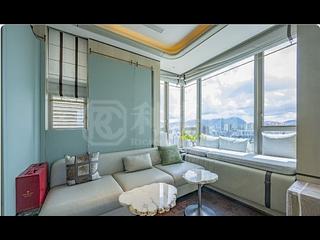 Yau Ma Tei - The Coronation Tower 7 03