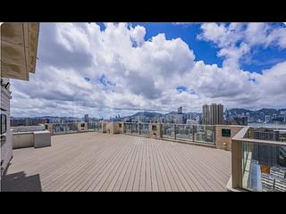 Yau Ma Tei - The Coronation Tower 7 10