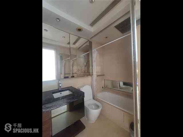 West Kowloon - The Cullinan (Tower 21 Zone 6 Aster Sky) 07