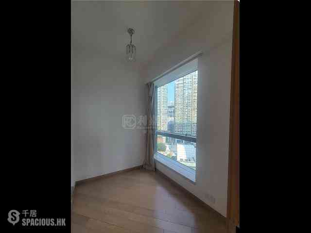 West Kowloon - The Cullinan (Tower 21 Zone 6 Aster Sky) 11