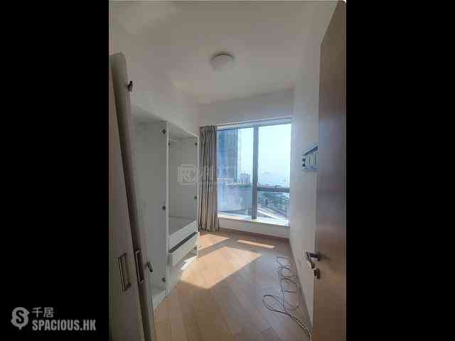 West Kowloon - The Cullinan (Tower 21 Zone 6 Aster Sky) 12
