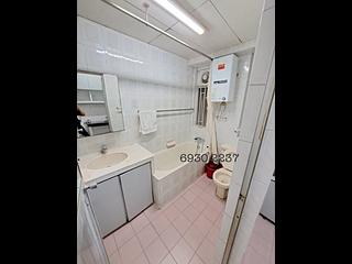 Shek Tong Tsui - Yip Cheung Building 04