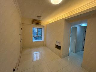 Mid Levels Central - Woodlands Court 06