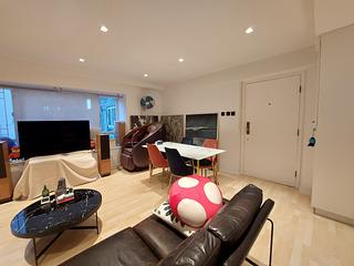 Mid Levels West - Fortune Gardens Block B 02