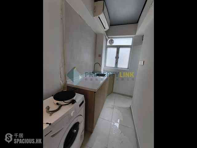 Central - 12, Gough Street 03