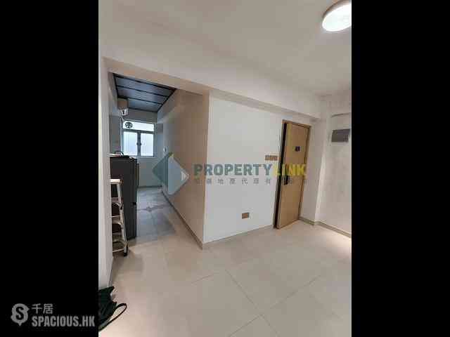 Central - 12, Gough Street 02