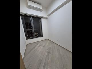Tseung Kwan O - The Wings IIIA Block 1A 07