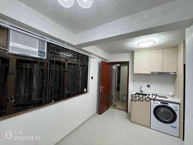Sai Ying Pun - Wing Lee Building 04