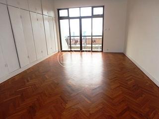 Stubbs Road - Taipan Court 02
