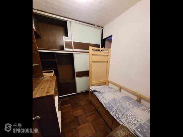 Quarry Bay - King's House 05