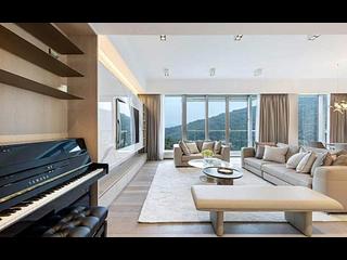 Sha Tin - Mount Regalia 02
