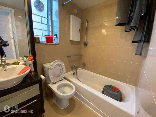 Cheung Sha Wan - Banyan Garden Phase 1 Block 1 07
