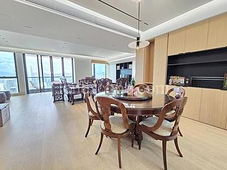 Mid Levels Central - The Mayfair 04