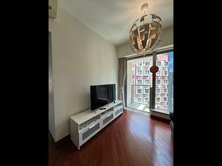 Wan Chai - The Avenue Phase 1 Block 5 09