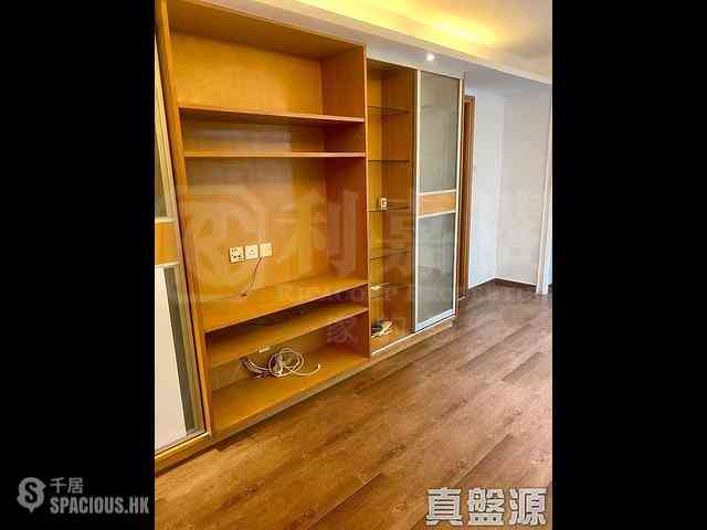 Quarry Bay - Nan Fung Sun Chuen 01