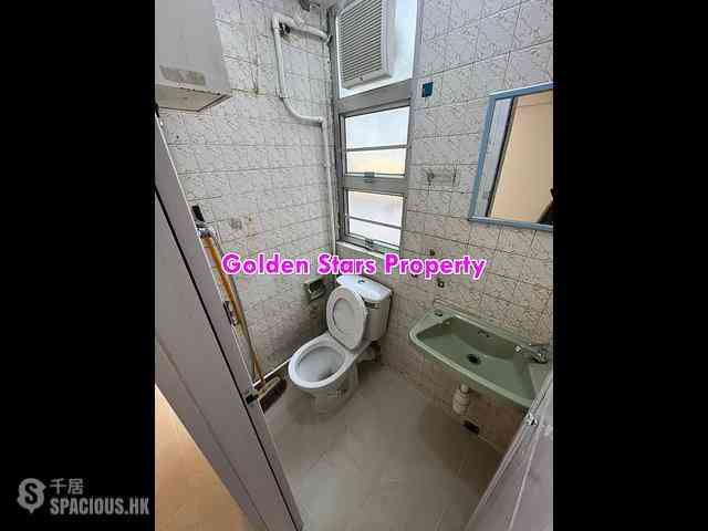Sai Ying Pun - Wing Lee Building 03
