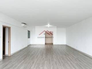 Mid Levels Central - Clovelly Court 02