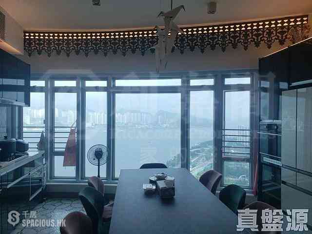 Quarry Bay - Royal Terrace 04