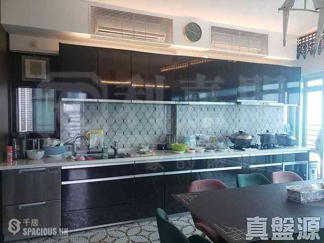 Quarry Bay - Royal Terrace 10