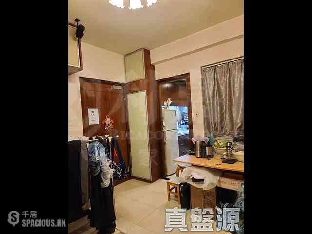 Quarry Bay - Royal Terrace 04