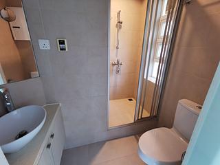 Pok Fu Lam - La Clare Mansion Block A 18