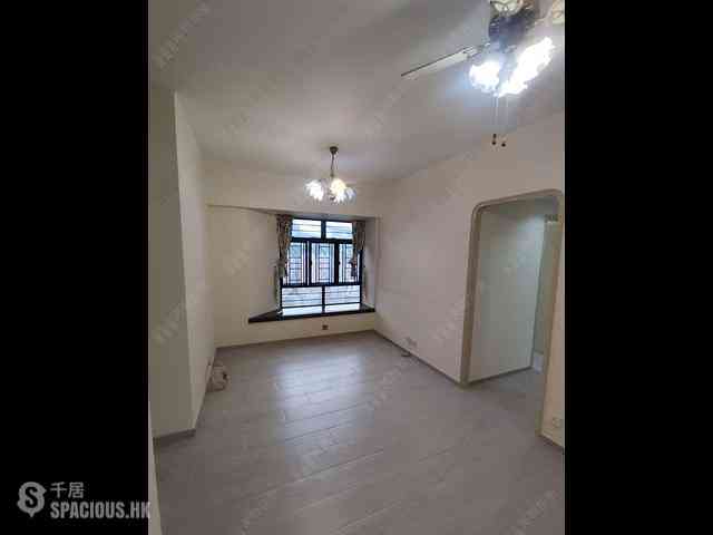 Tsuen Wan - Skyline Plaza 02