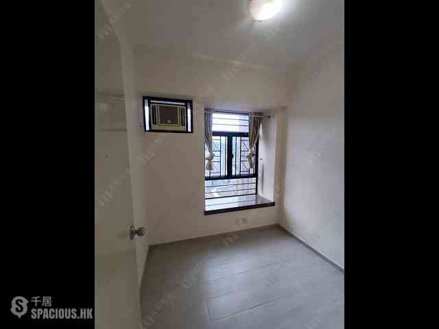 Tsuen Wan - Skyline Plaza 03