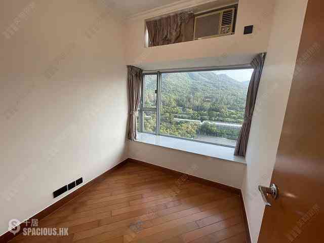 Tung Chung - Coastal Skyline Phase 1 Block 3 08