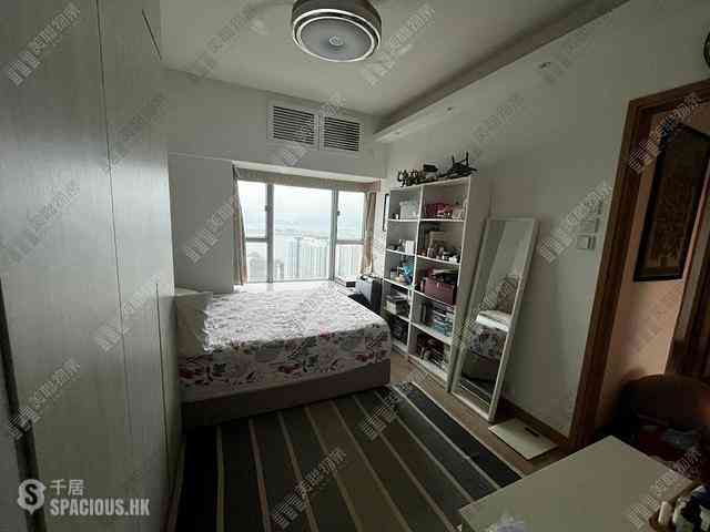 Tung Chung - Coastal Skyline Phase 1 Block 3 02