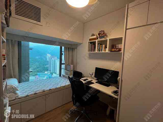 Tung Chung - Coastal Skyline Phase 1 Block 3 05