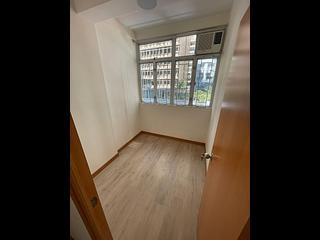 Sheung Wan - 24, Queen's Road West 03