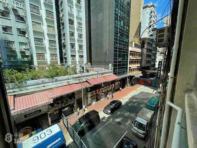 Sheung Wan - 24, Queen's Road West 06