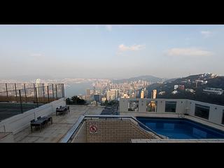 The Peak - Peak Gardens 02