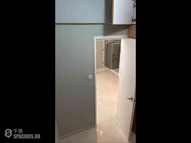 Shau Kei Wan - Tung Tai House 04