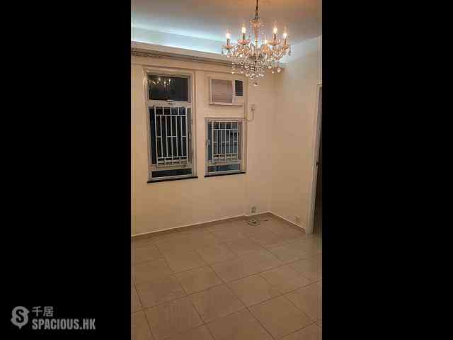 Shau Kei Wan - Tung Tai House 06