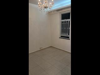 Shau Kei Wan - Tung Tai House 10