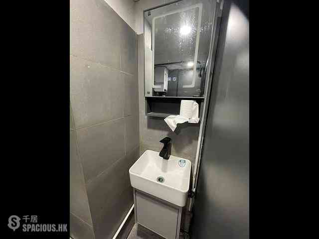 Wan Chai - 218, Gloucester Road 07