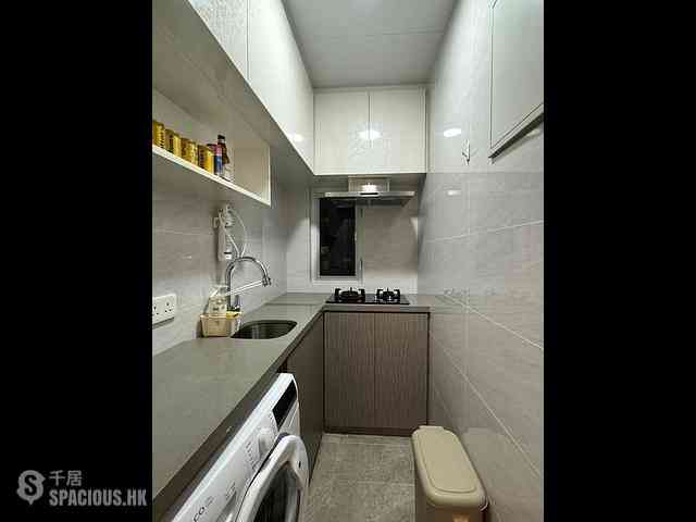 Wan Chai - Hay Wah Building Block A 04