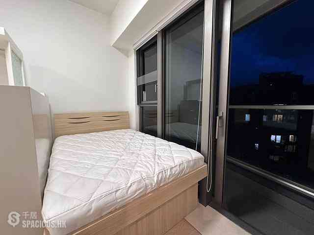Pak Shek Kok - Solaria Tower 9 01
