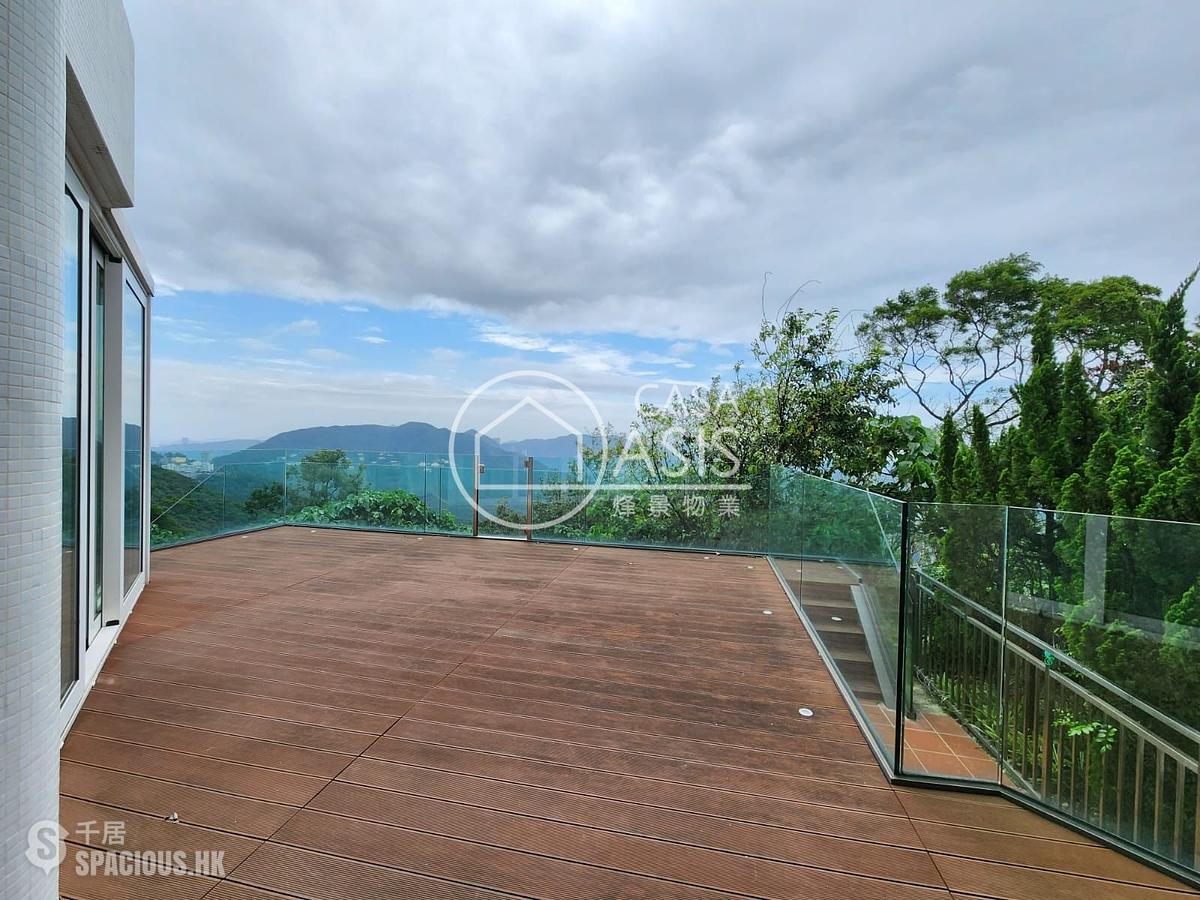 The Peak - La Hacienda 01