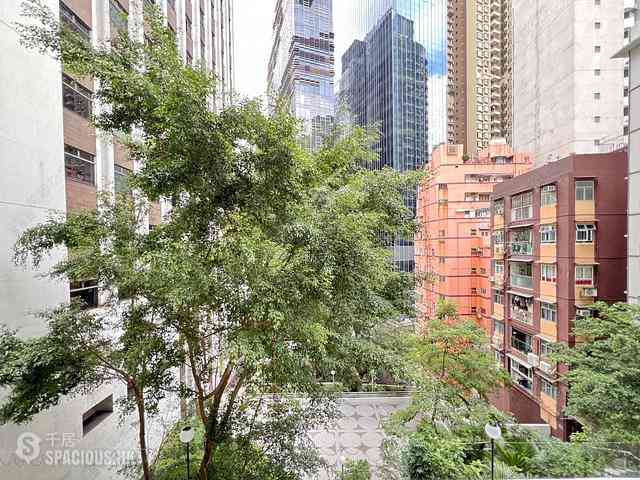 Wan Chai - Phoenix Court Block 5 01