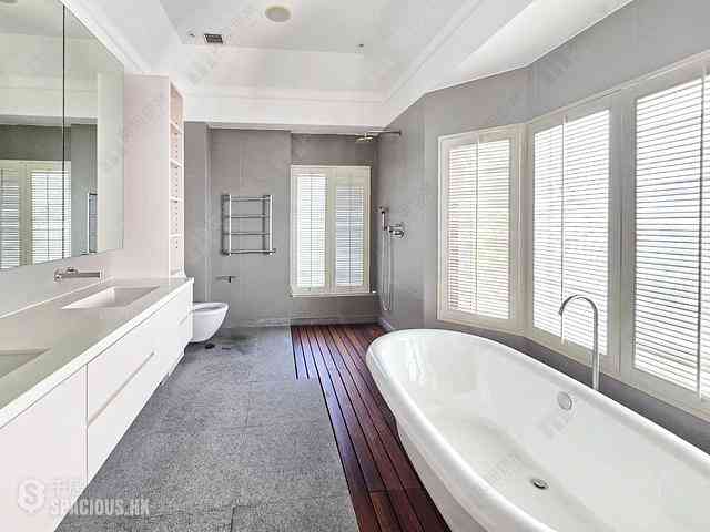 Shouson Hill - Bay Villas 07
