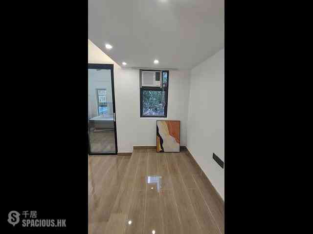 Sai Ying Pun - 21, Sai Yuen Lane 06