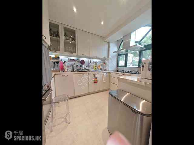 Clear Water Bay - Hiram's Villa Block 3 04