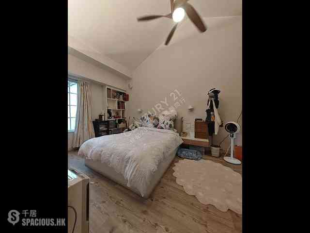 Clear Water Bay - Hiram's Villa Block 3 05