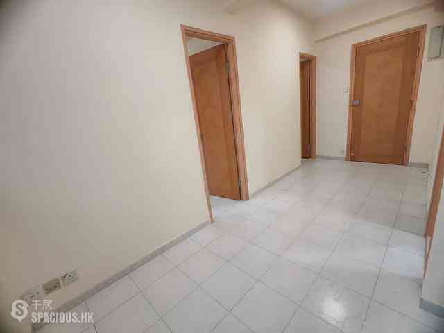 Shek Tong Tsui - Sang Cheong Building 02
